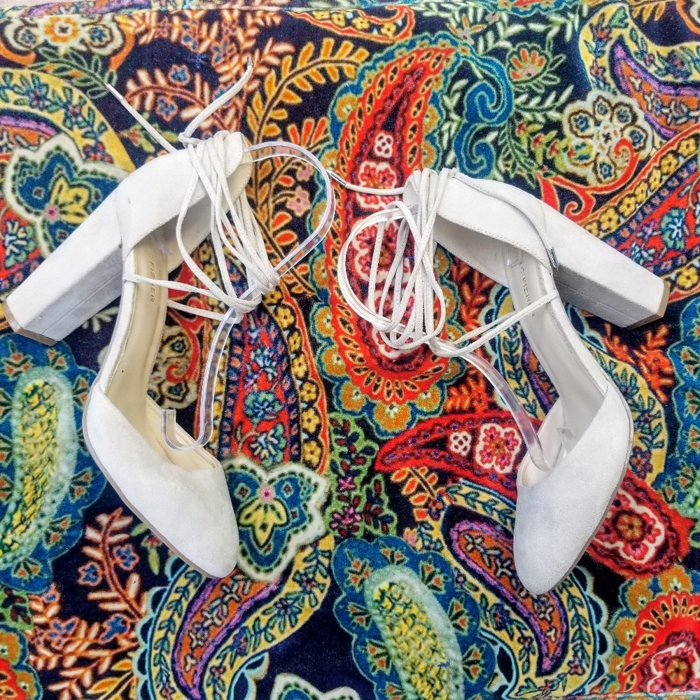 Marc Fisher Salina Lace Up Heels 10